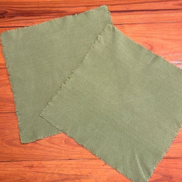 Set of 2 vintage 1950s 14.5” x 14.5” green frayed hem cotton cloth napkins - Picture 1 of 8